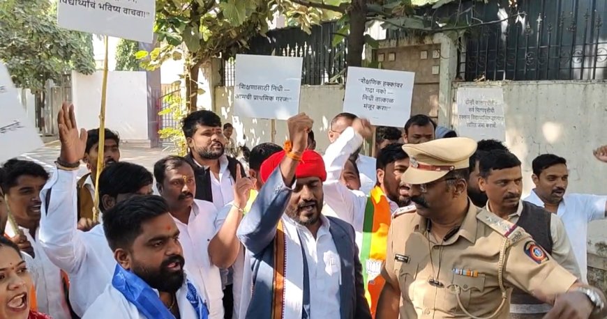 उपमुख्यमंत्री अजित पवार यांच्या सहयोग निवासस्थानासमोर आंदोलन कर्त्यांना  पोलिसांनी घेतल ताब्यात...