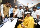 बारामती : उपमुख्यमंत्री सुनेत्रा अजित पवार यांनी केली 'र्व्हच्यूअल रिॲलिटी रोड सेफ्टी टॅब लॅब'ची पाहणी..